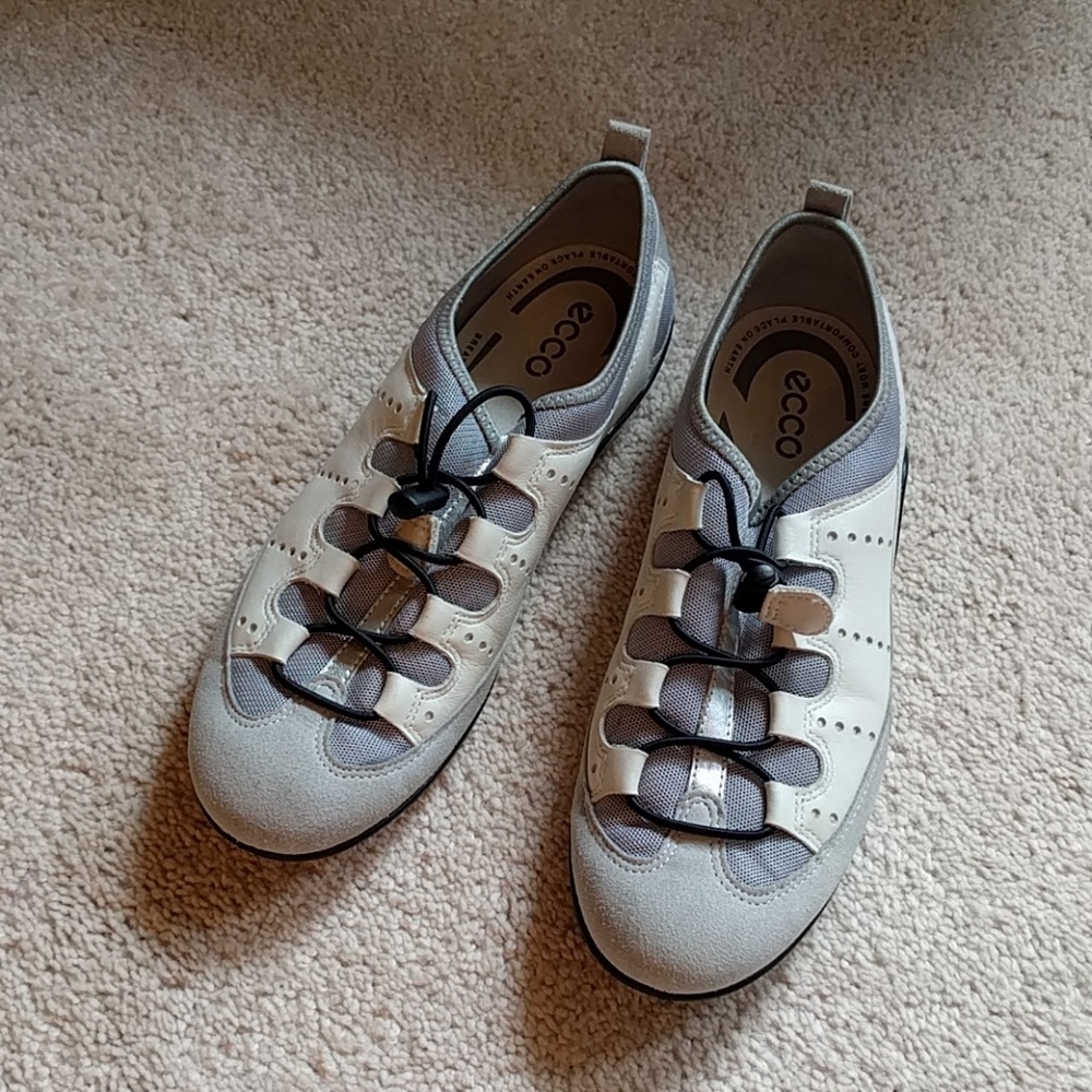ECCO size 40